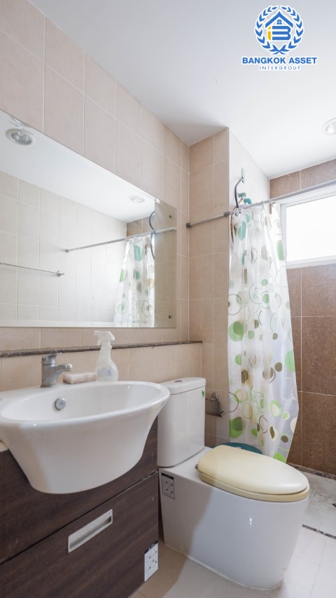 *****ทาวน์เฮ้าส์มือสอง ย่านลาดปลาเค้า ม.บ้านกลางเมืองเออบาร์เนียน เกษตร-นวมินทร์ เนื้อที่กว้าง 20 ตร.ว. ฟังก์ชัน 3 ห้องนอน 3 ห้องน้ำ ที่จอดรถ 1 คัน ภายในตกแต่งงสวย พร้อมเข้าอยู่ โครงการตั้งบนทำเลแห่งการเดินทาง ใกล้รถไฟฟ้าสายสีชมพู "ลาดปลาเค้า" และทางด่วน "รามอินทรา" จองเลย!